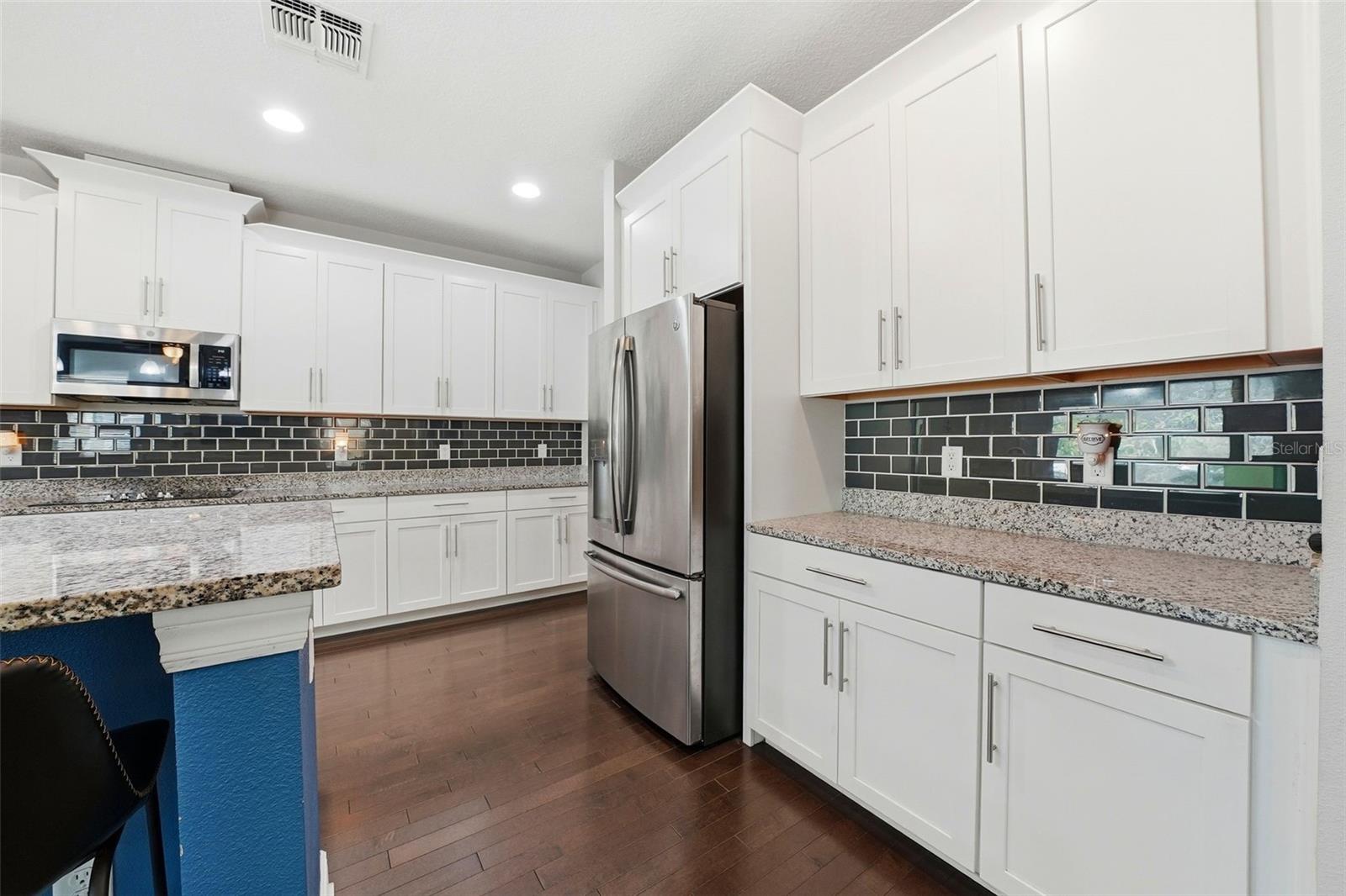 Image 19 of 57 For 13207 Sunset Shore Circle