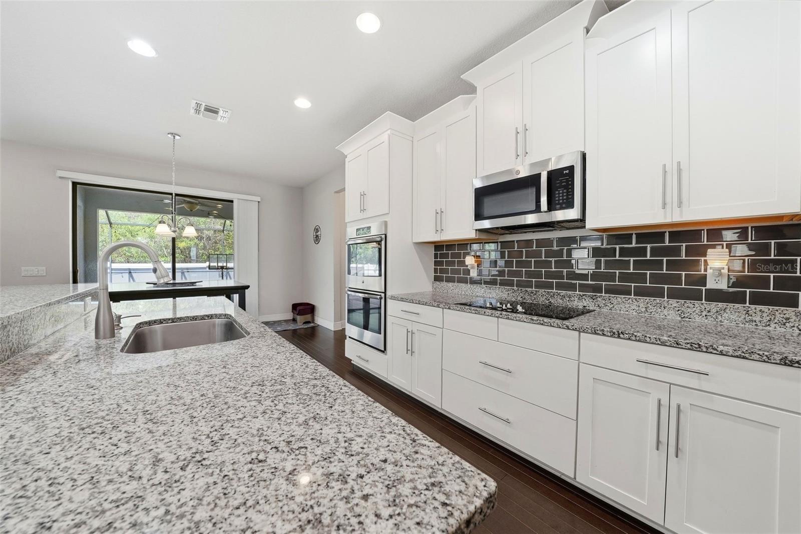 Image 20 of 57 For 13207 Sunset Shore Circle