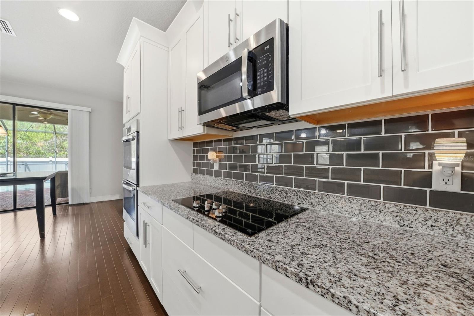 Image 22 of 57 For 13207 Sunset Shore Circle