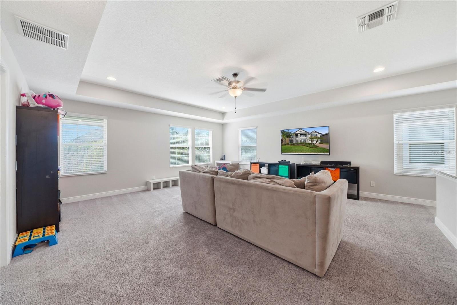 Image 28 of 57 For 13207 Sunset Shore Circle