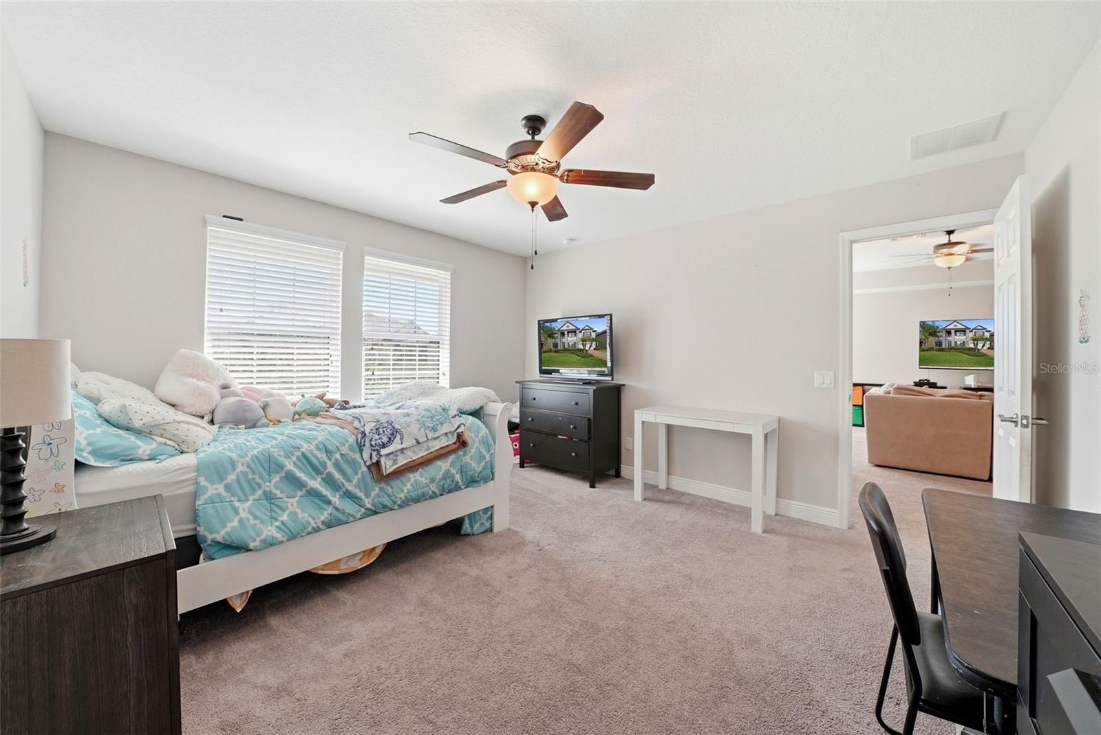 Image 36 of 57 For 13207 Sunset Shore Circle