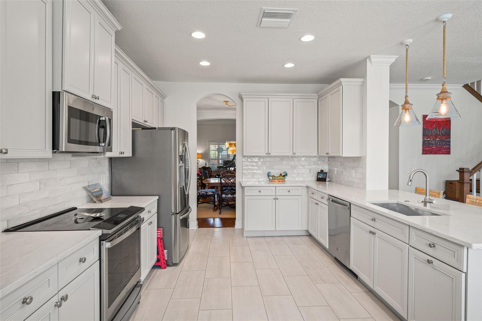 Image 22 of 68 For 2906 Perry Avenue