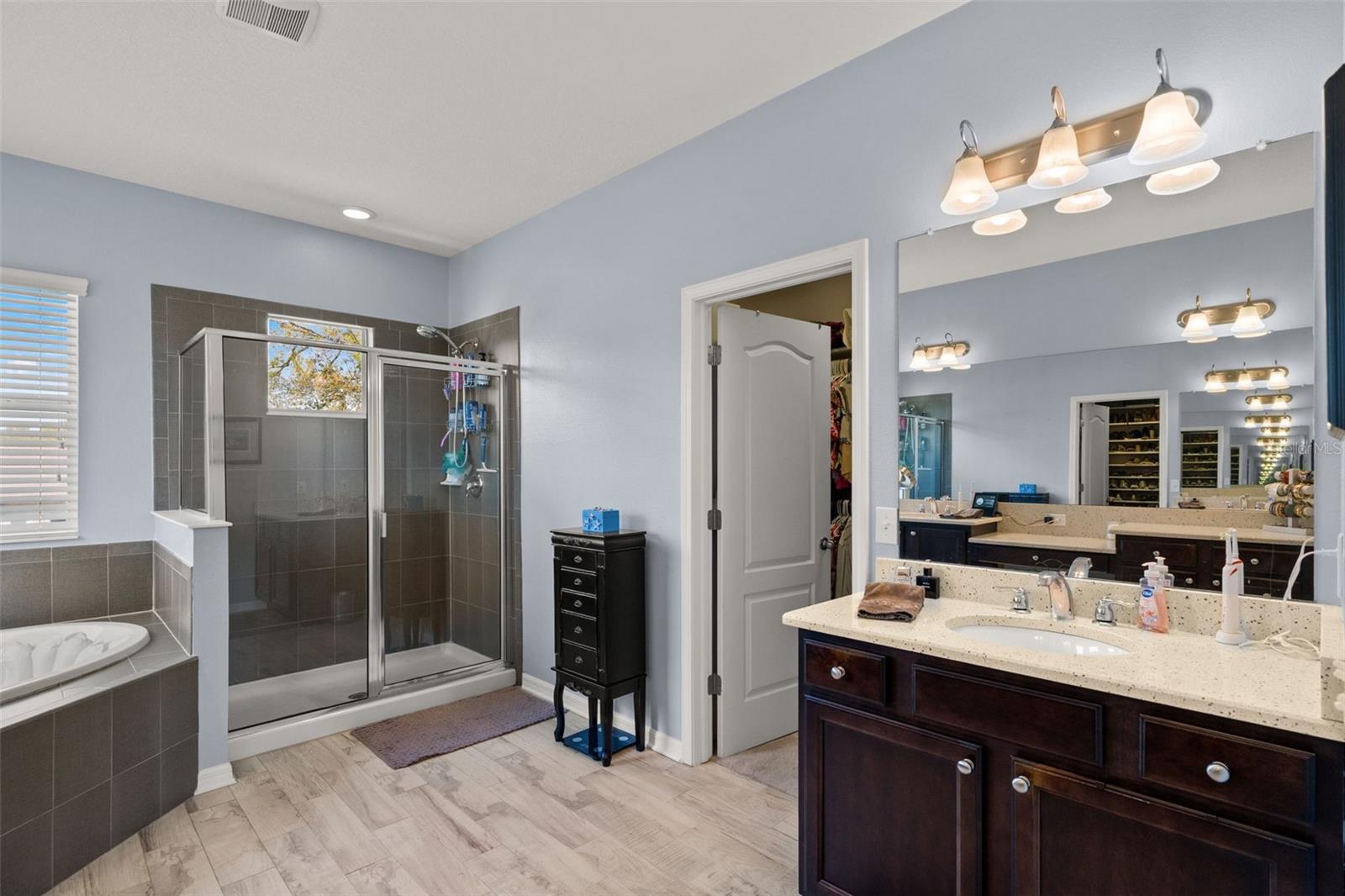 Image 33 of 68 For 2906 Perry Avenue