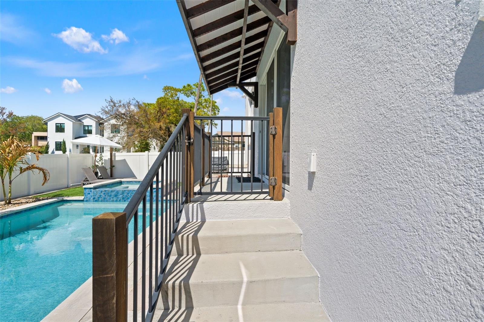 Image 47 of 68 For 2906 Perry Avenue