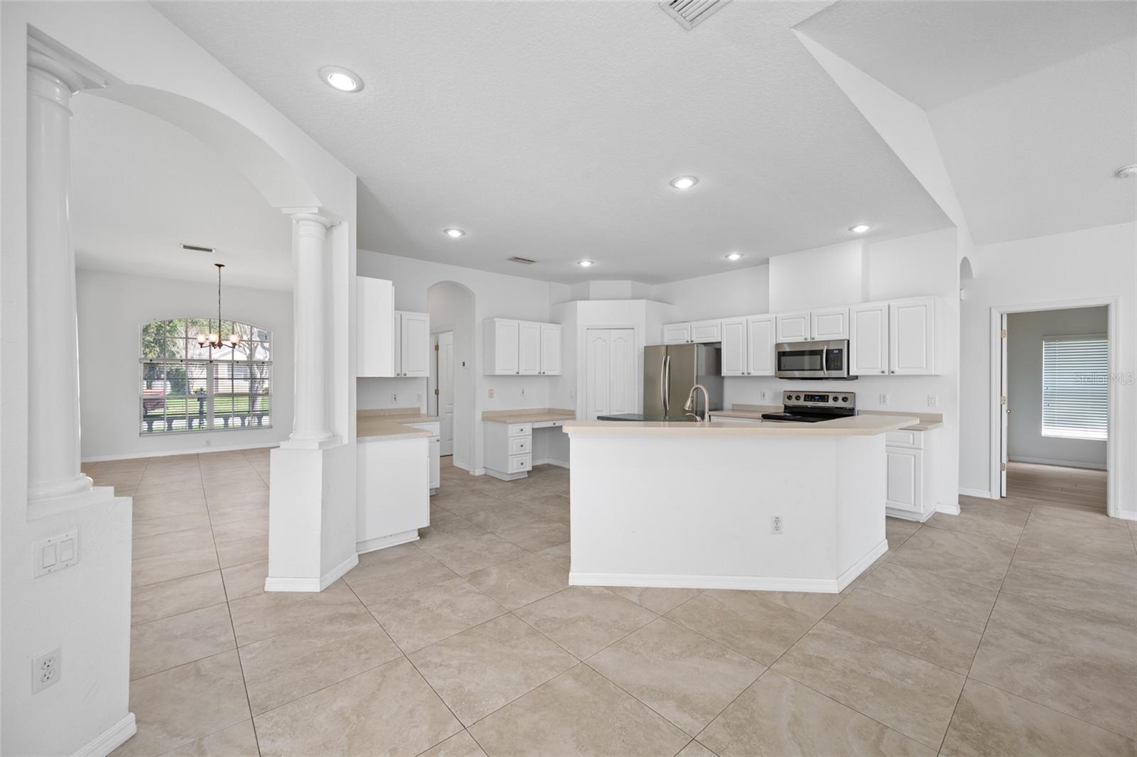 Image 21 of 42 For 14606 Coral Berry Drive