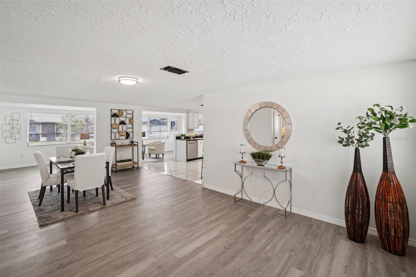 Image 10 of 30 For 3524 Cincinnati Drive