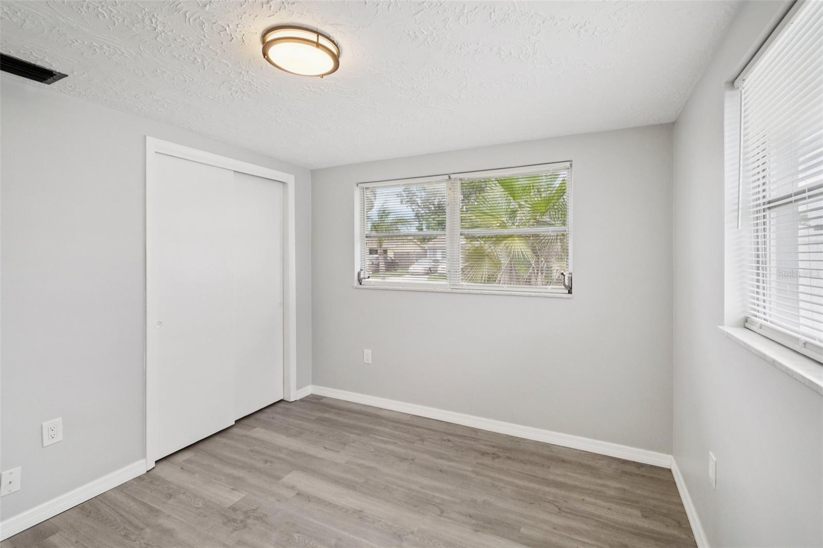 Image 24 of 30 For 3524 Cincinnati Drive