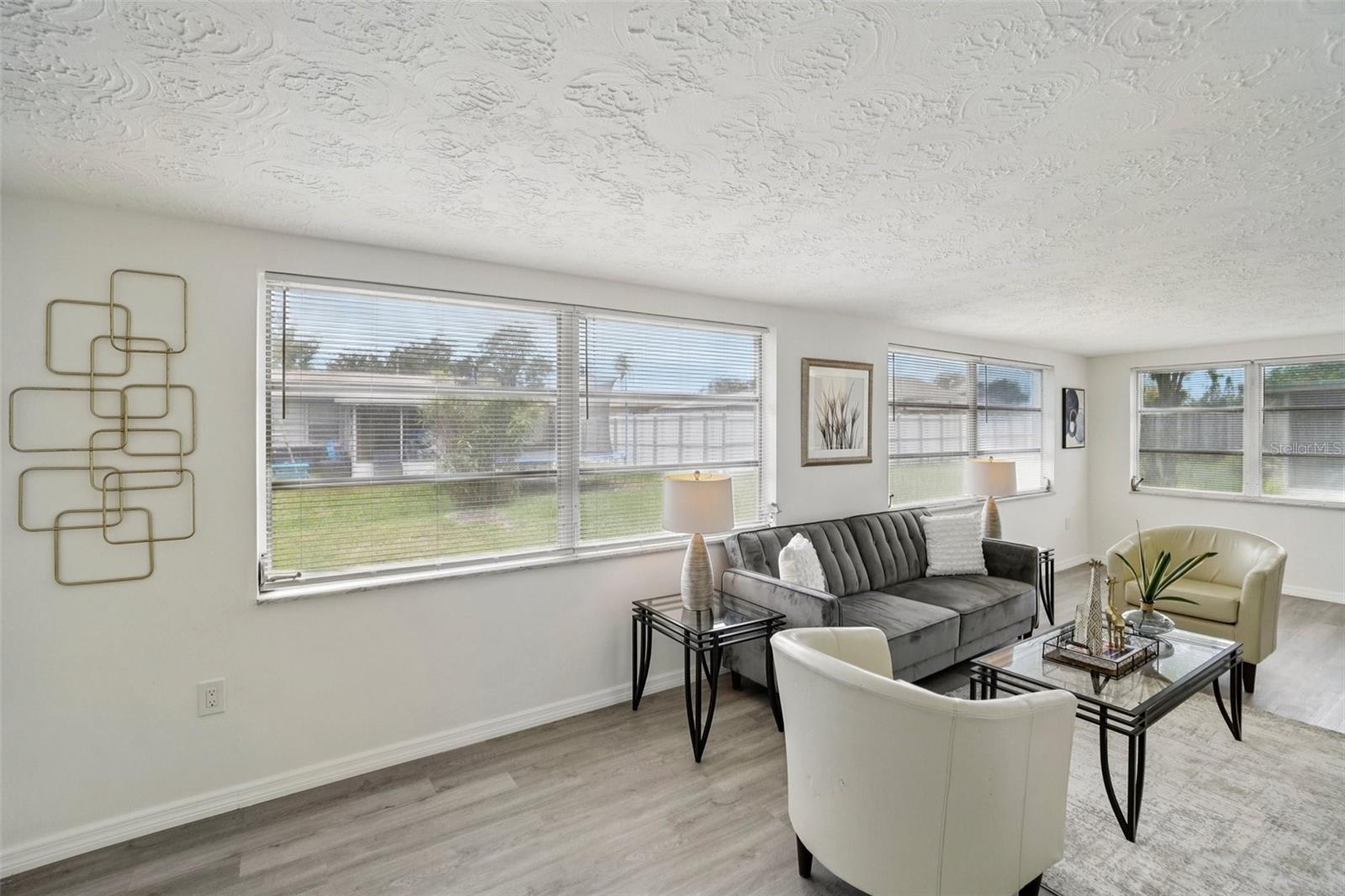 Image 8 of 30 For 3524 Cincinnati Drive