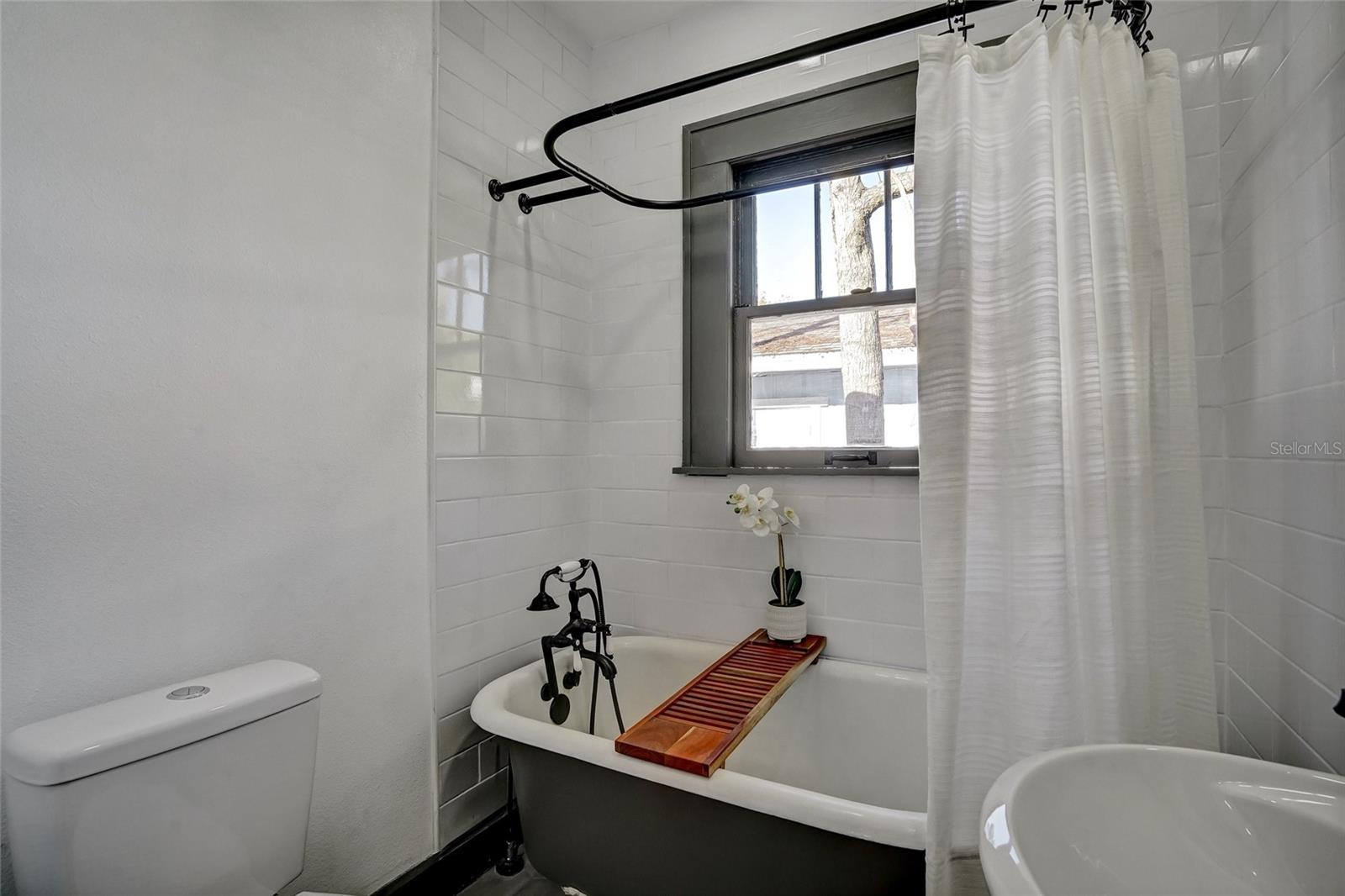 Image 19 of 22 For 3100 11th Avenue N