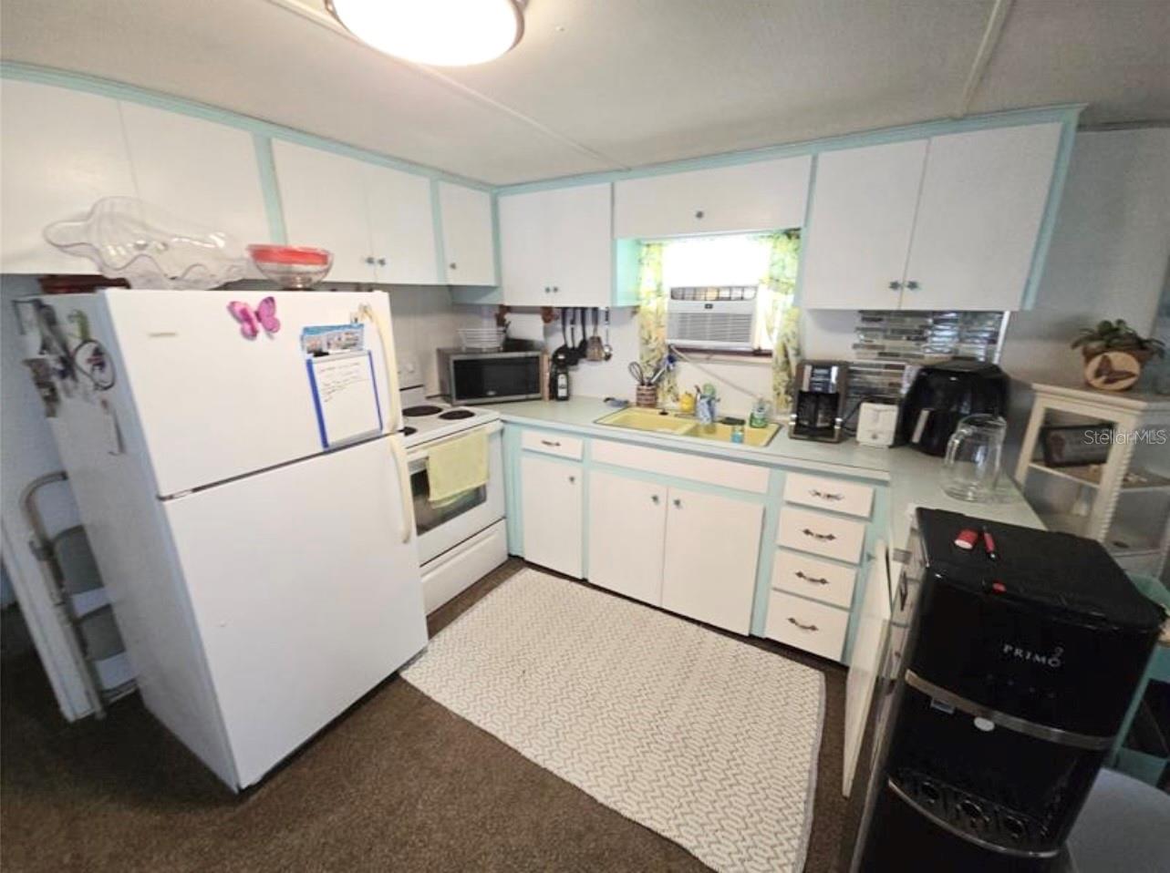 Image 3 of 14 For 707 49th Avenue Drive W