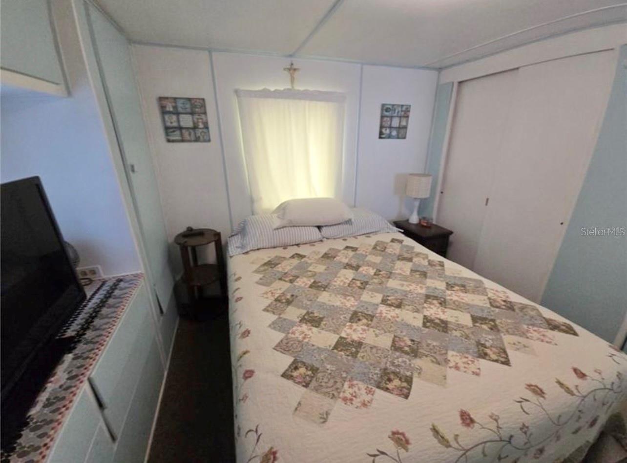 Image 8 of 14 For 707 49th Avenue Drive W