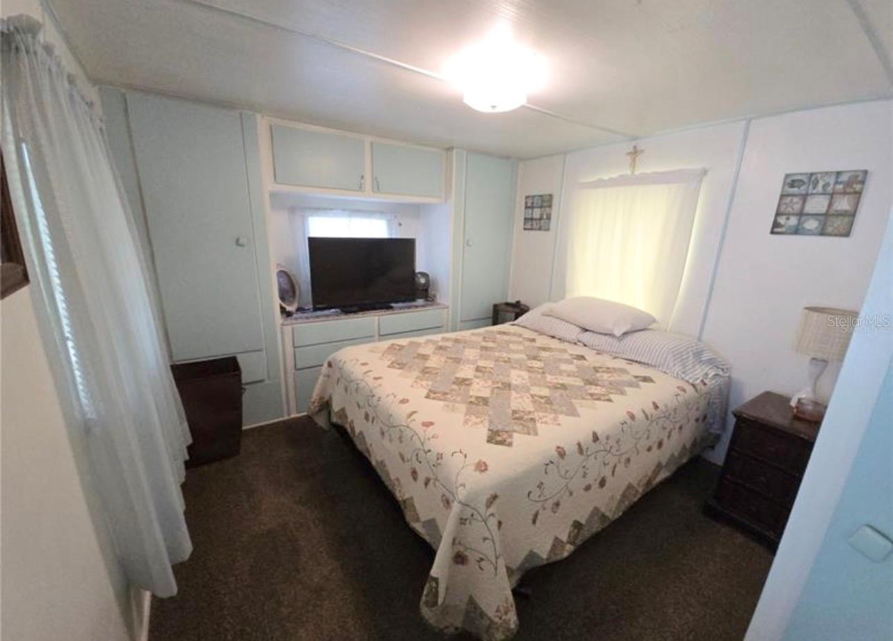 Image 9 of 14 For 707 49th Avenue Drive W