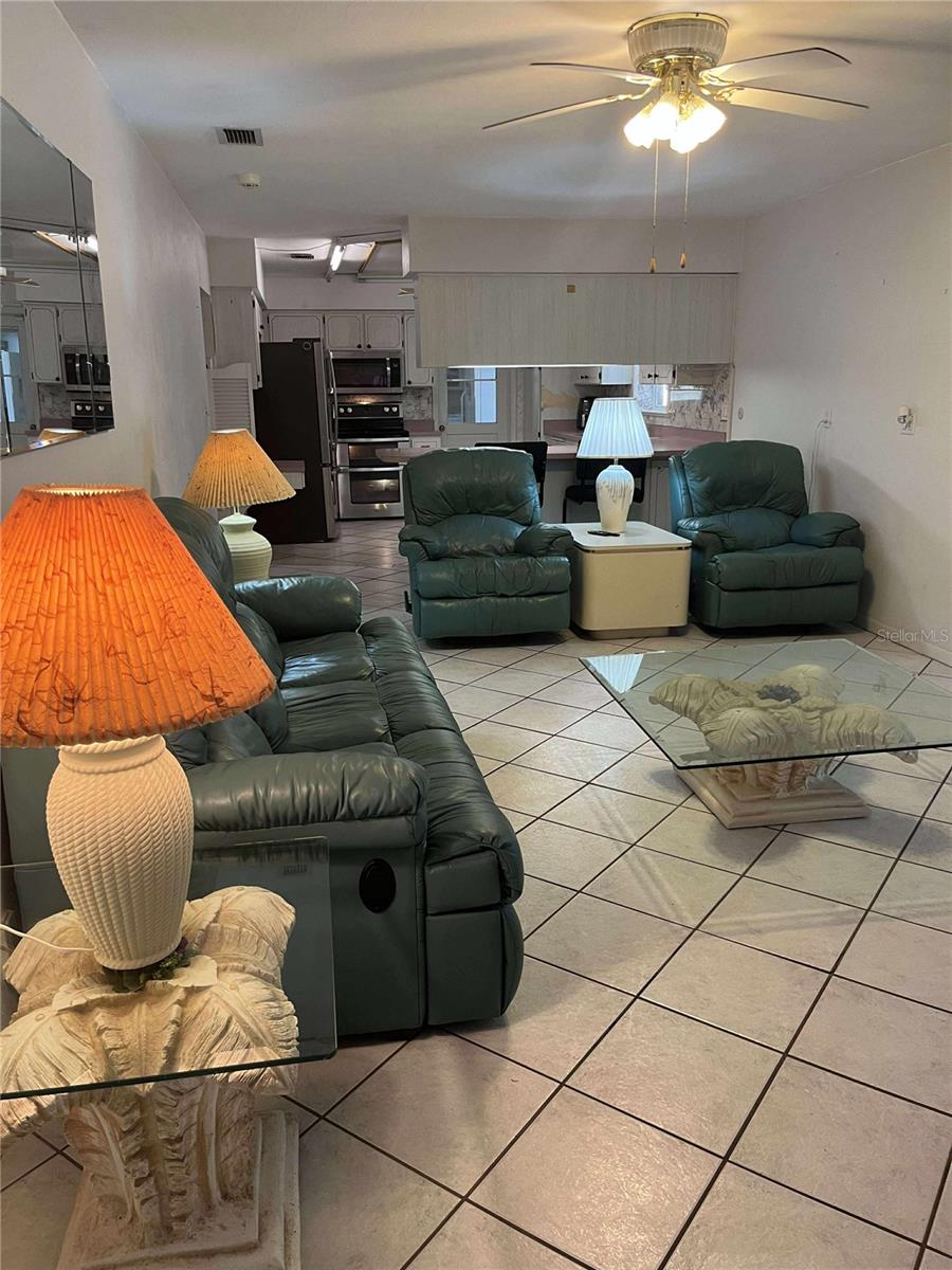 Image 13 of 41 For 608 Knowles Road