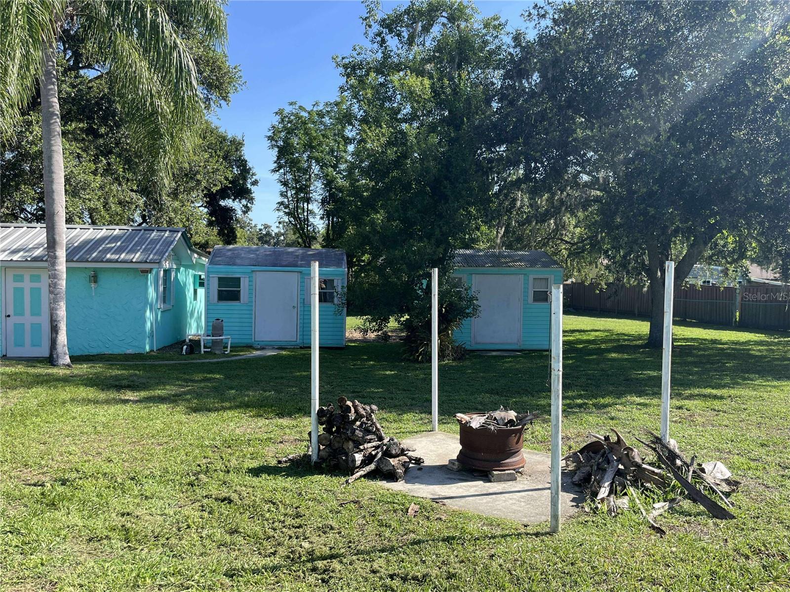 Image 24 of 41 For 608 Knowles Road