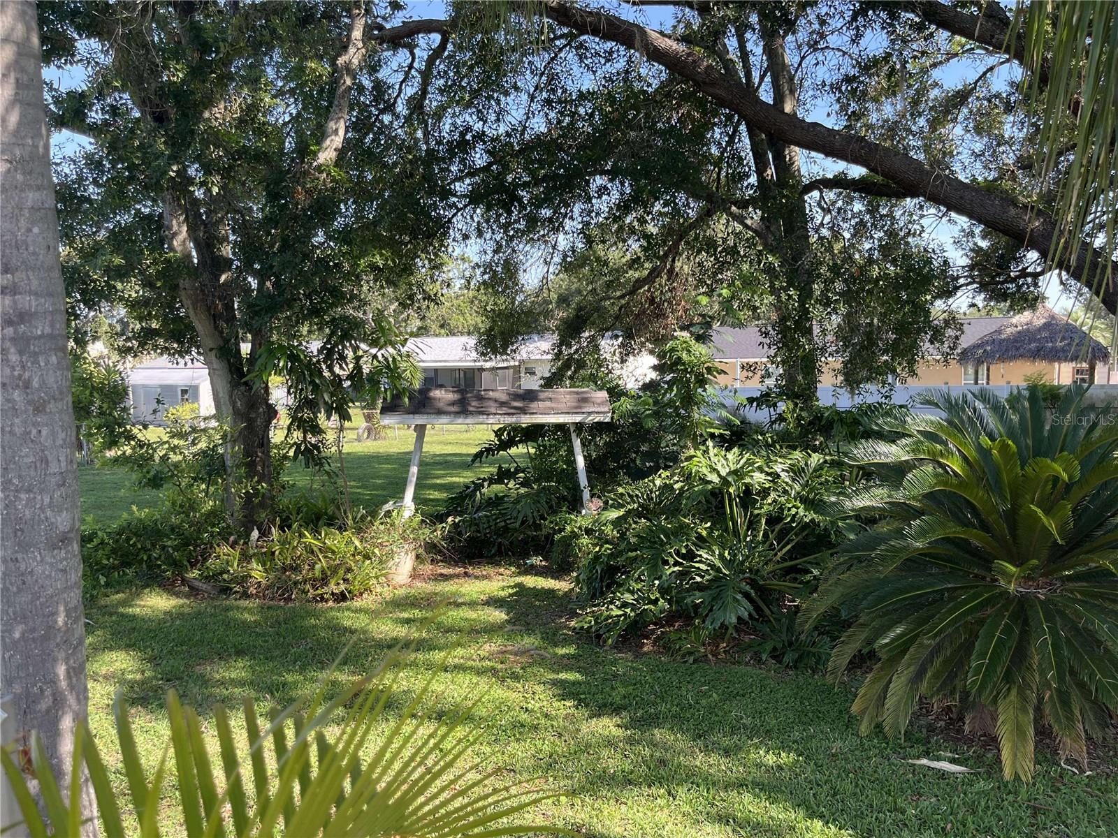 Image 37 of 41 For 608 Knowles Road