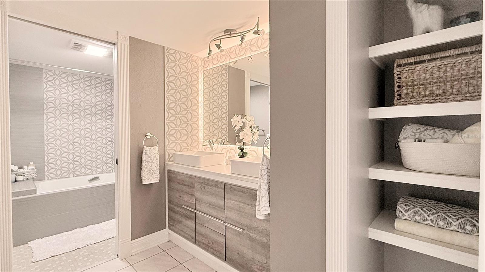 Image 43 of 49 For 5940 Pelican Bay Plaza S 1105