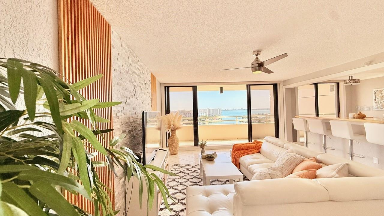 Image 9 of 49 For 5940 Pelican Bay Plaza S 1105