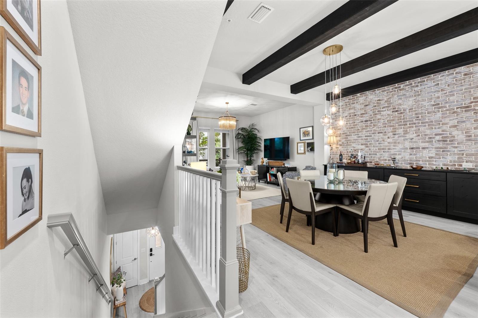 Image 10 of 85 For 2511 Grady Avenue 19