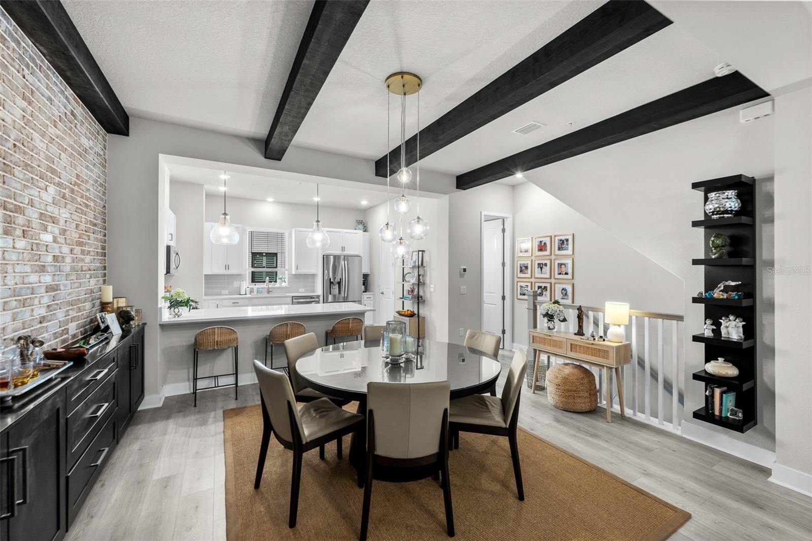 Image 20 of 85 For 2511 Grady Avenue 19