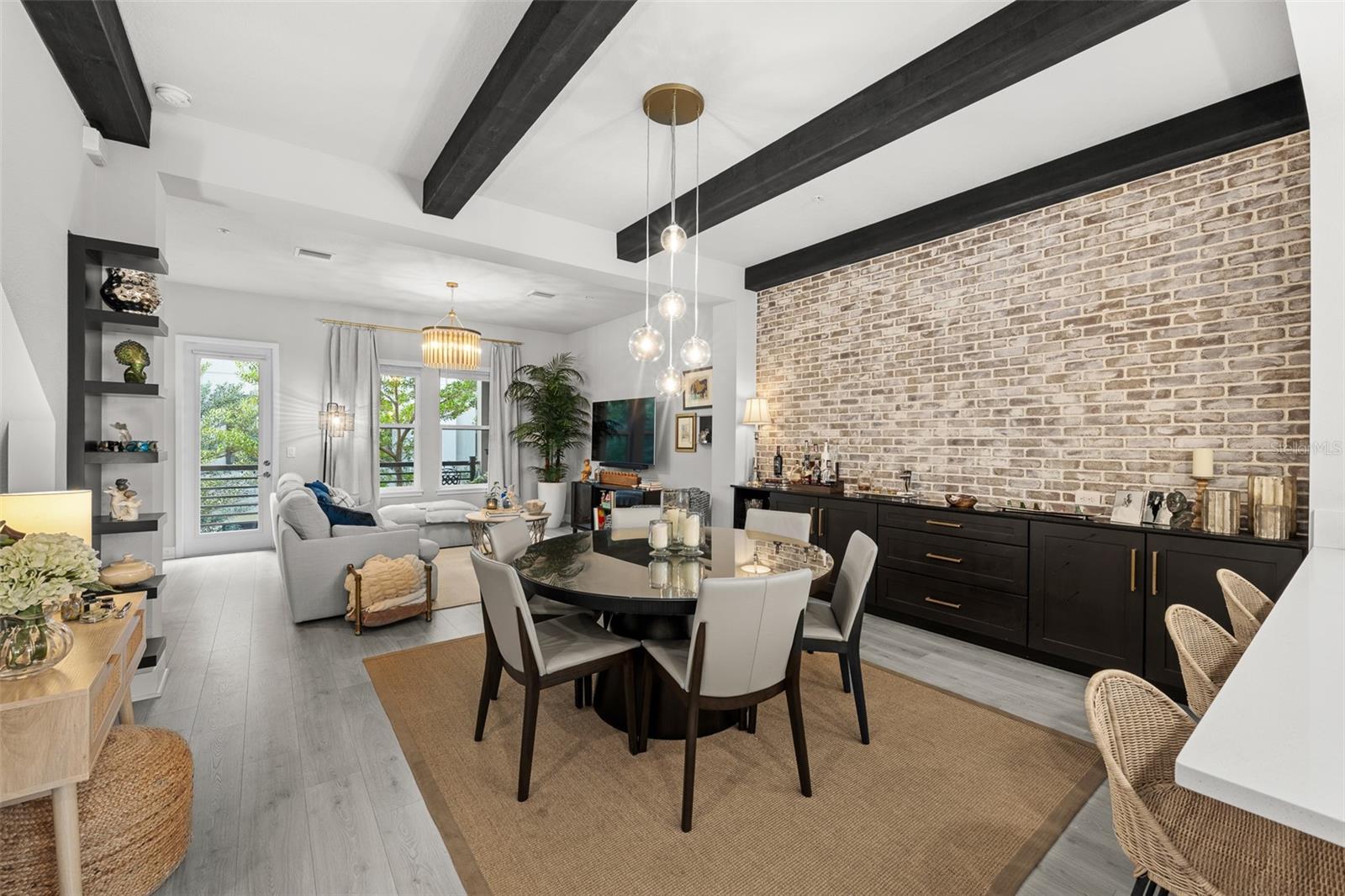 Image 22 of 85 For 2511 Grady Avenue 19