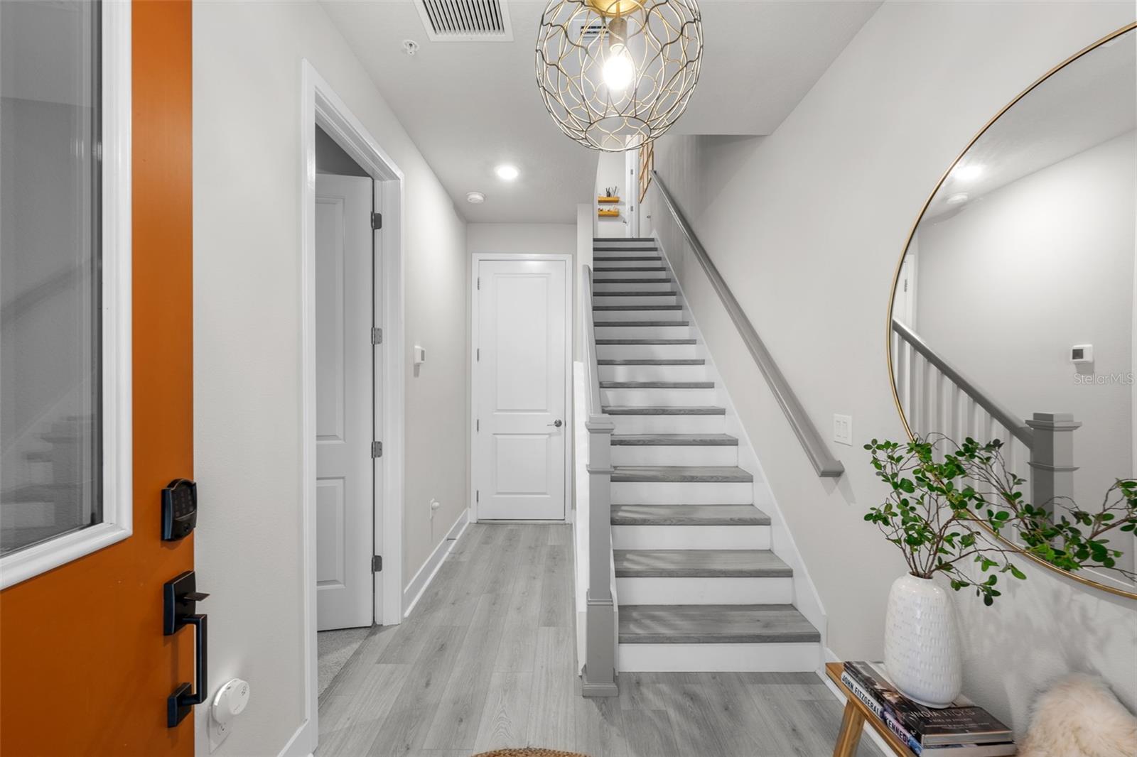 Image 3 of 85 For 2511 Grady Avenue 19