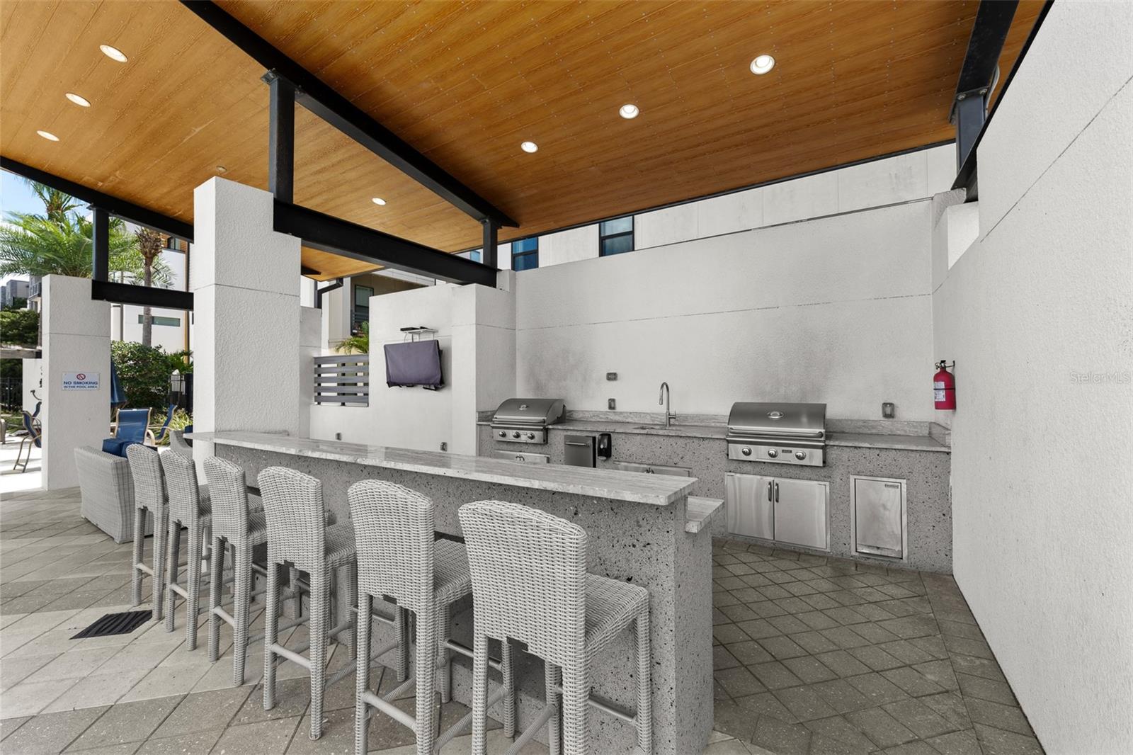 Image 57 of 85 For 2511 Grady Avenue 19