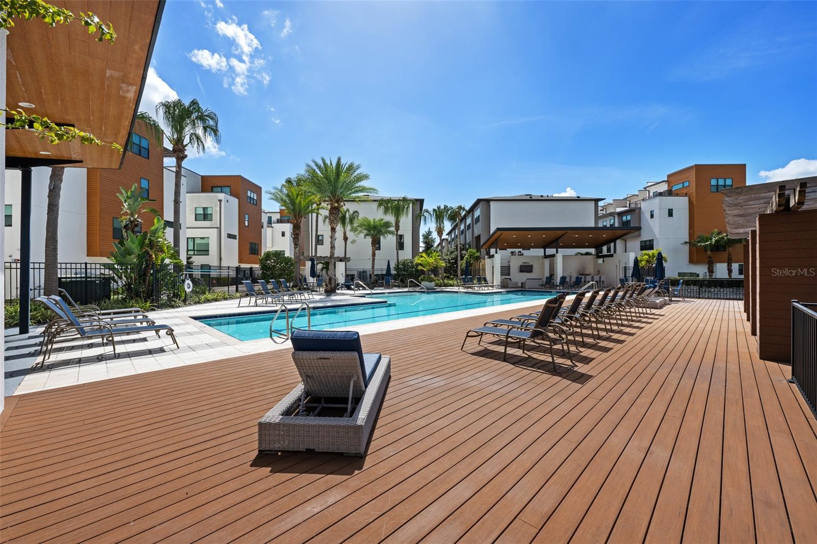 Image 69 of 85 For 2511 Grady Avenue 19