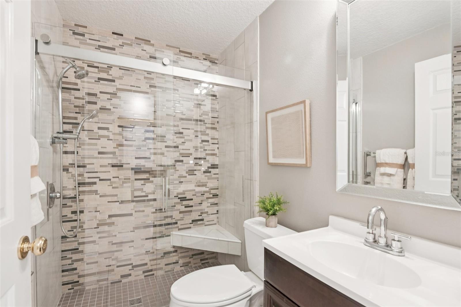 Image 22 of 59 For 4021 Fishermans Cove Court