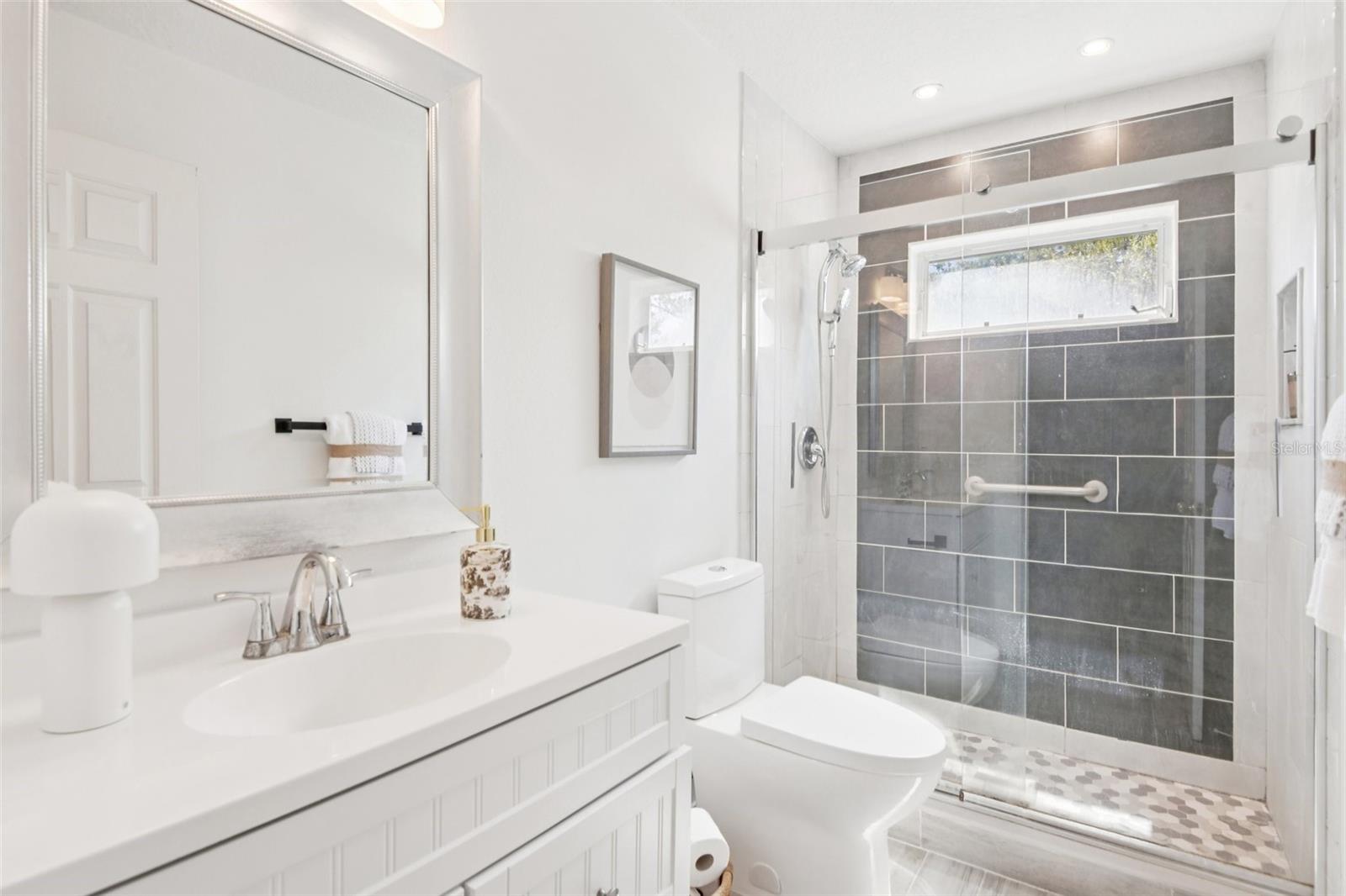 Image 33 of 59 For 4021 Fishermans Cove Court