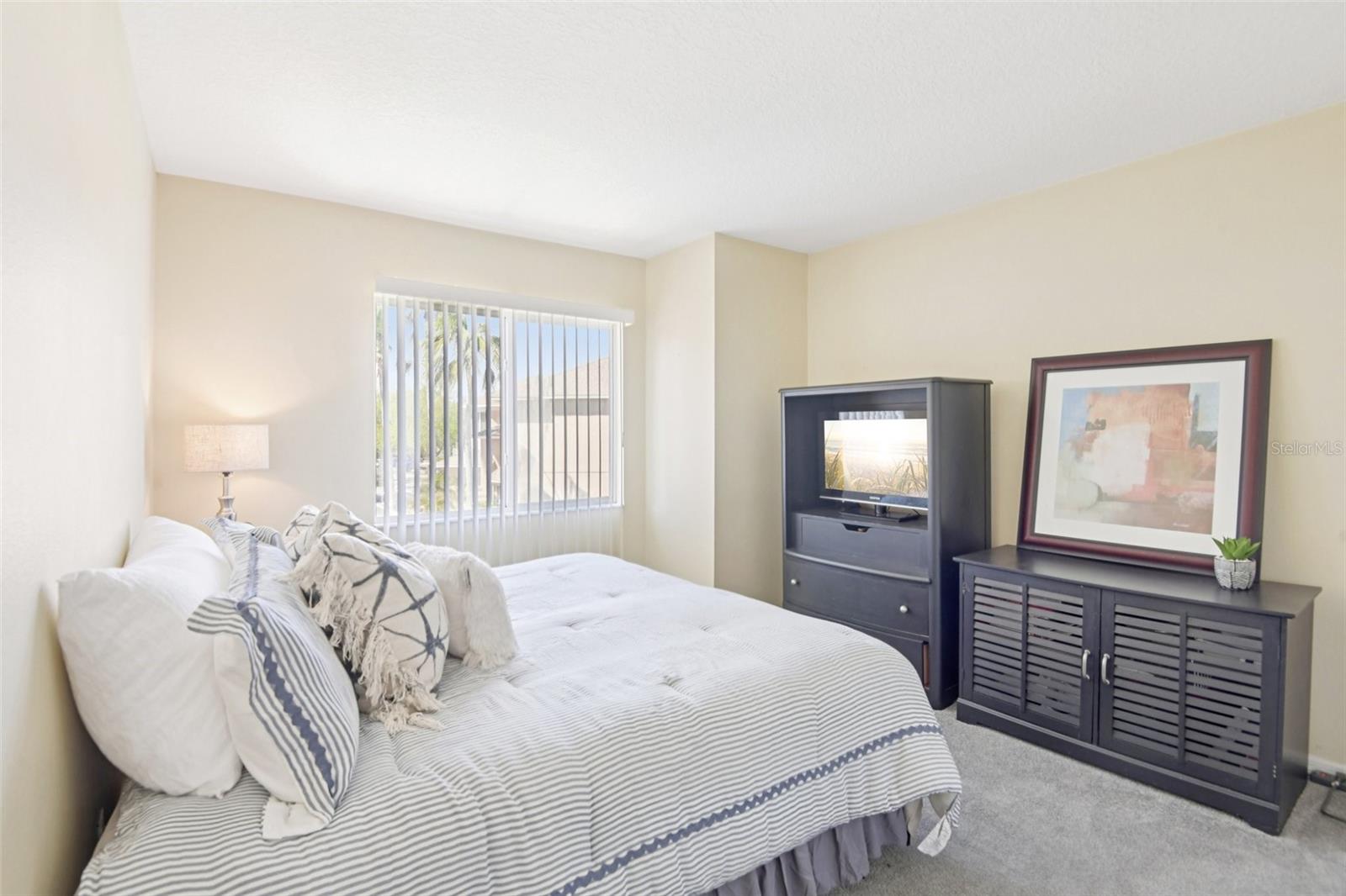 Image 34 of 59 For 4021 Fishermans Cove Court