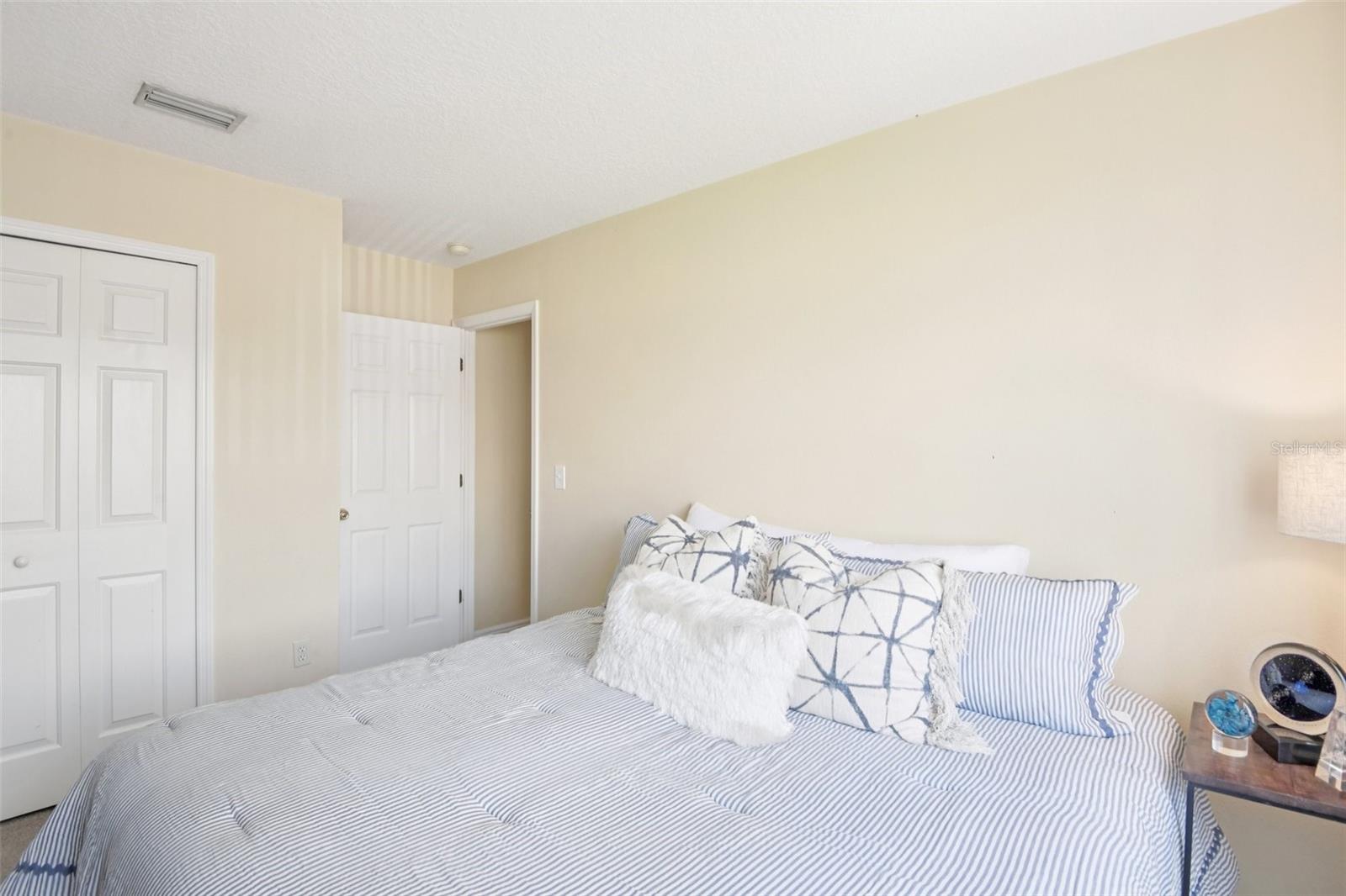 Image 35 of 59 For 4021 Fishermans Cove Court