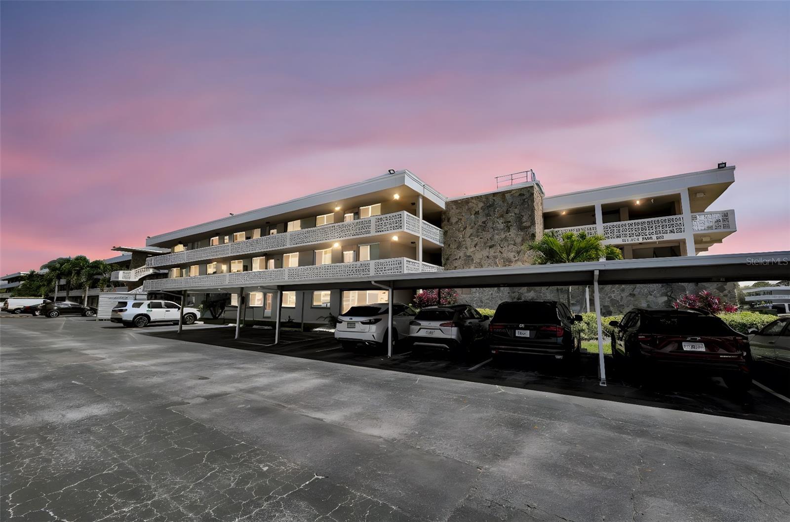 Details for 4915 Bay Street Ne 327, ST PETERSBURG, FL 33703