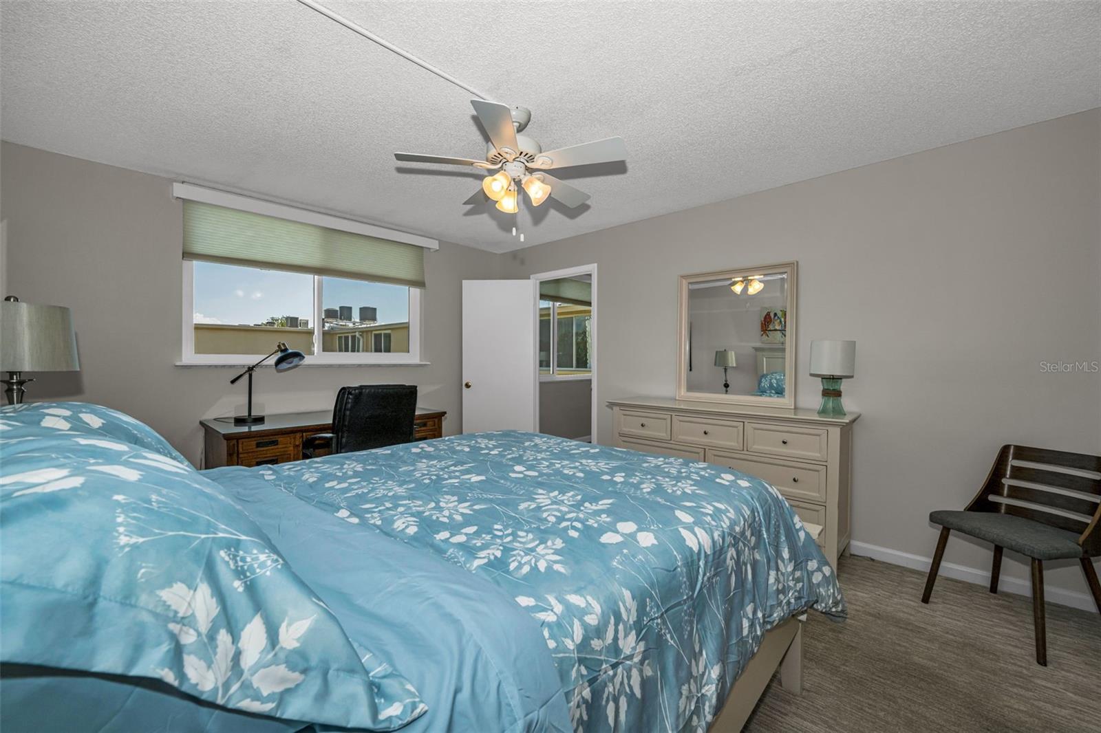 Image 23 of 43 For 4915 Bay Street Ne 327