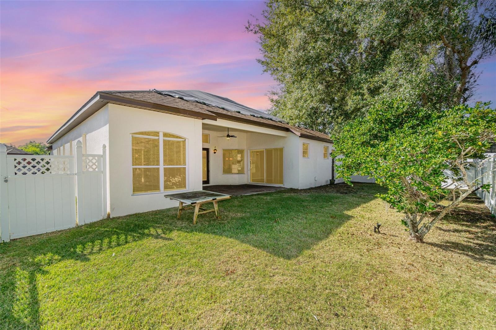 Image 32 of 46 For 6220 Hedgesparrows Lane