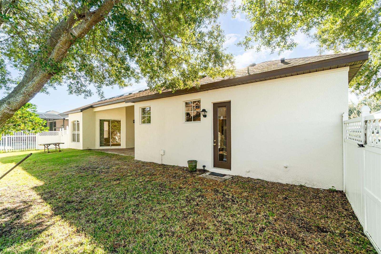 Image 33 of 46 For 6220 Hedgesparrows Lane