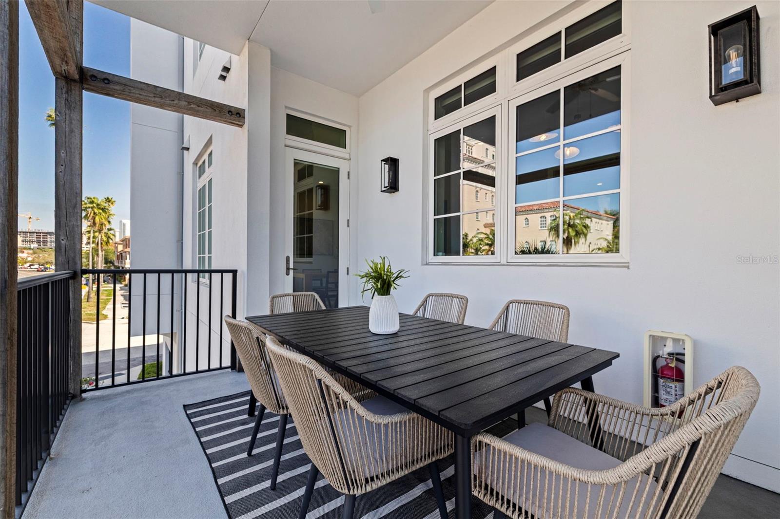 Image 13 of 36 For 91 Davis Boulevard 201