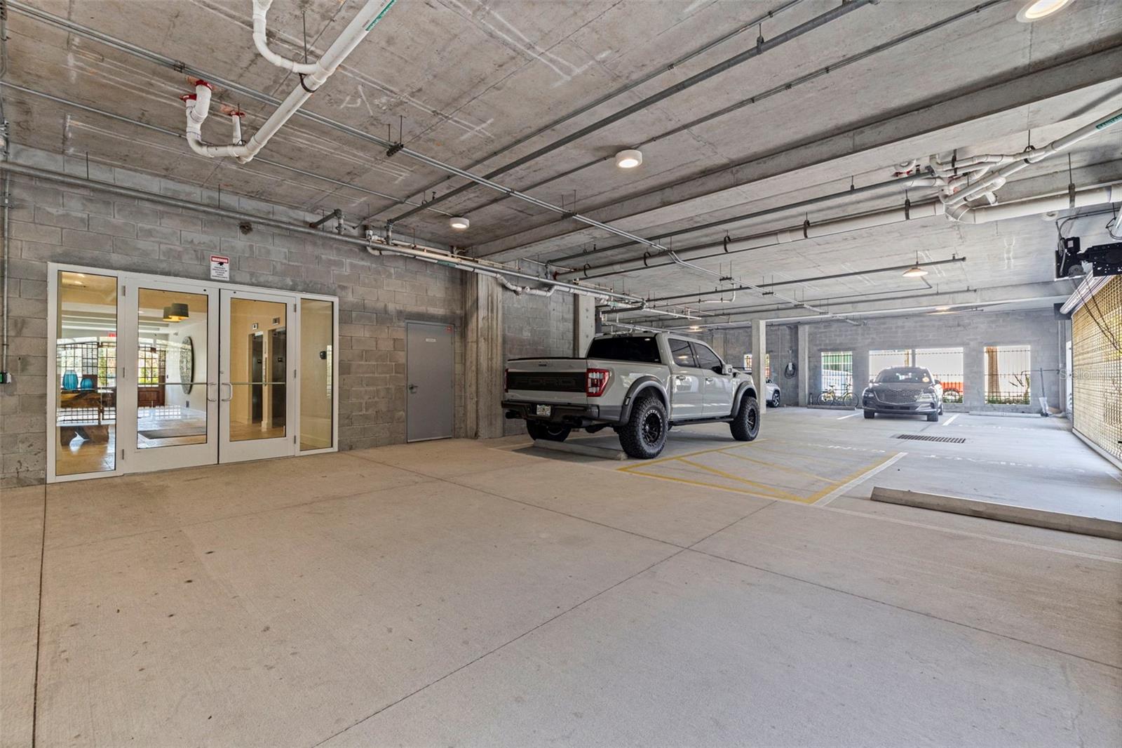 Image 28 of 36 For 91 Davis Boulevard 201