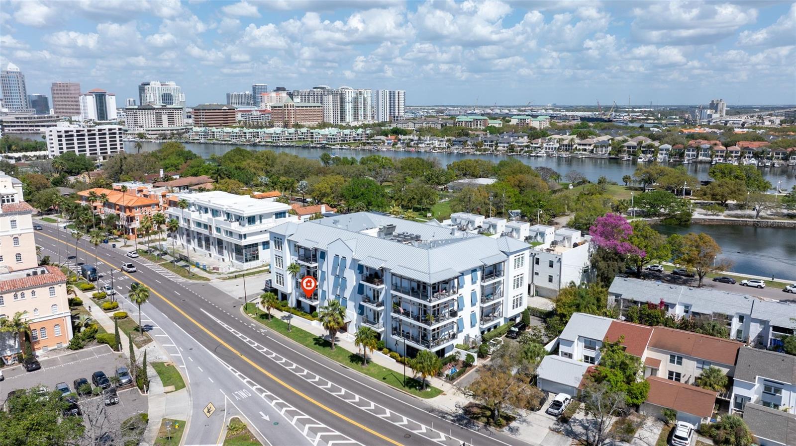 Image 31 of 36 For 91 Davis Boulevard 201