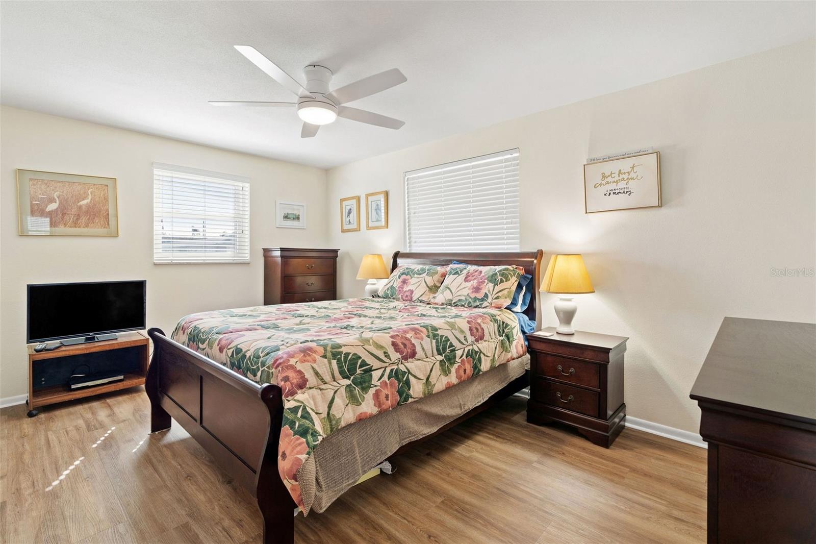 Image 13 of 30 For 12400 Park Boulevard 217