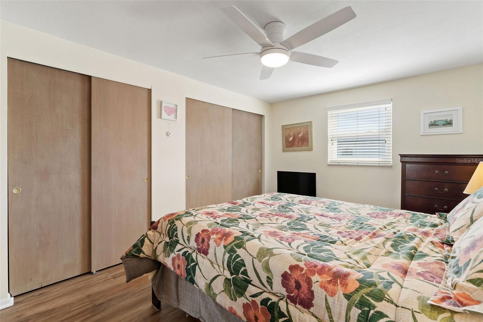 Image 15 of 30 For 12400 Park Boulevard 217