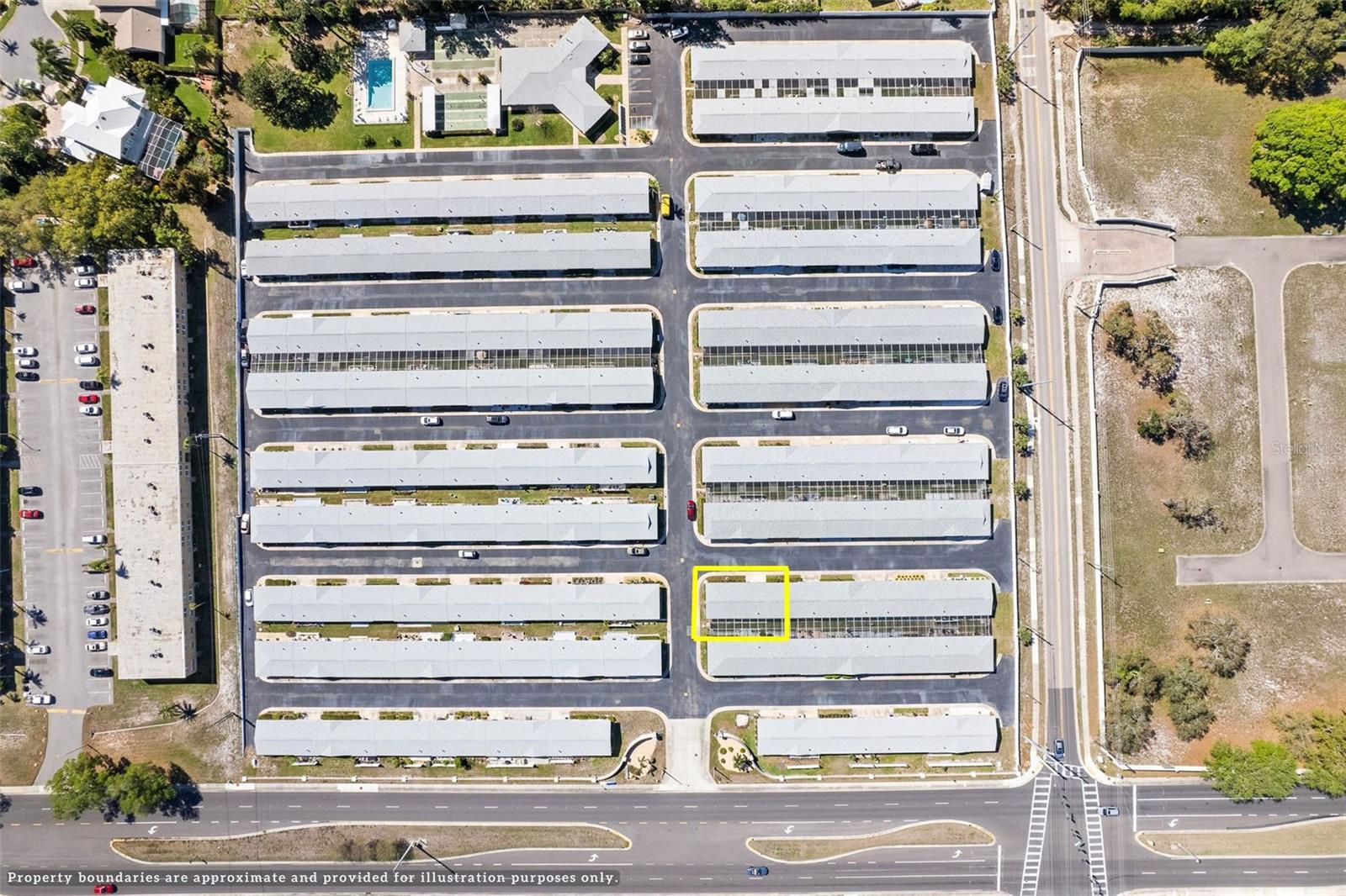 Image 24 of 30 For 12400 Park Boulevard 217