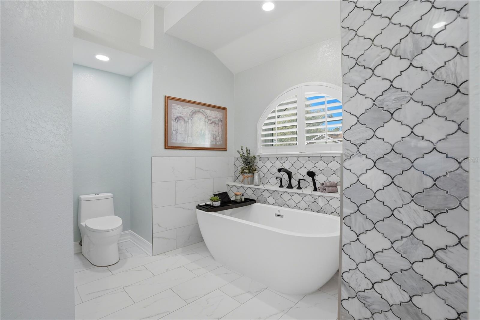 Image 10 of 56 For 10555 Shady Oak Lane