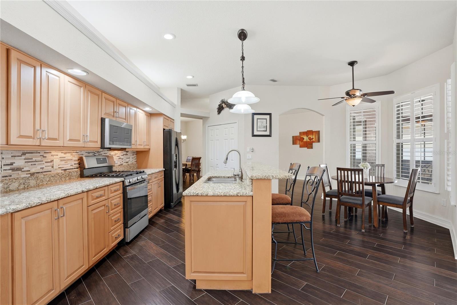 Image 23 of 56 For 10555 Shady Oak Lane