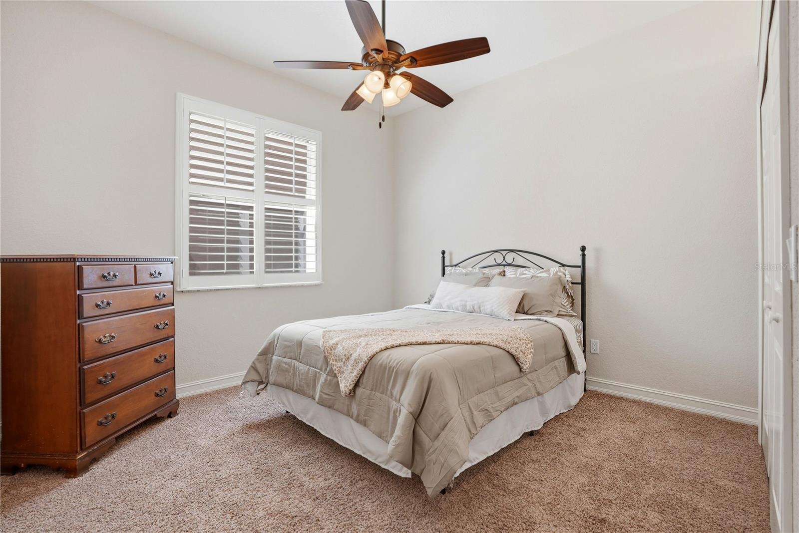 Image 28 of 56 For 10555 Shady Oak Lane