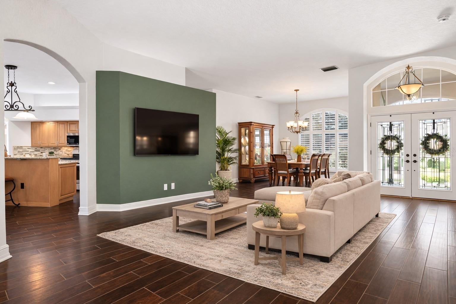 Image 4 of 56 For 10555 Shady Oak Lane