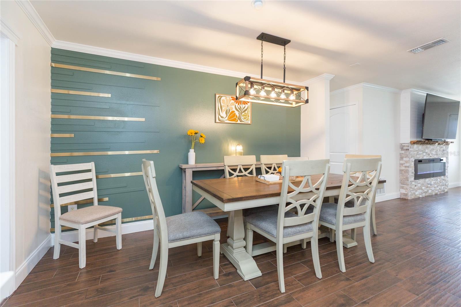 Listing photo id 8 for 7251 Old Pasco Road