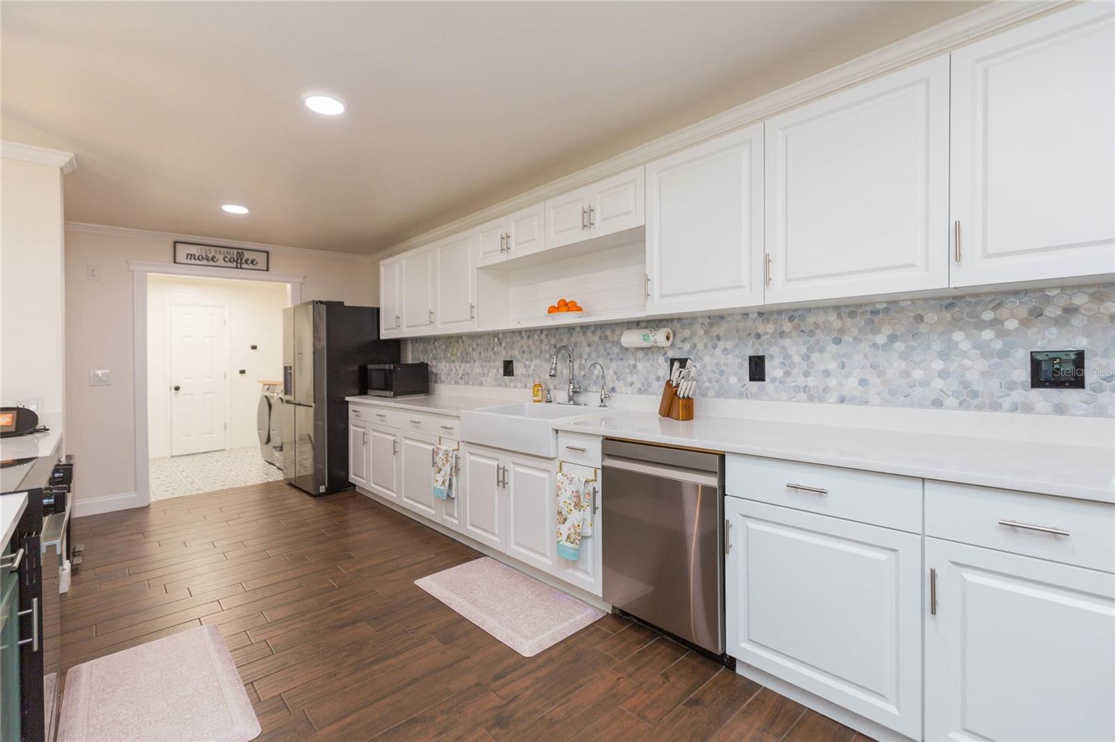 Listing photo id 11 for 7251 Old Pasco Road