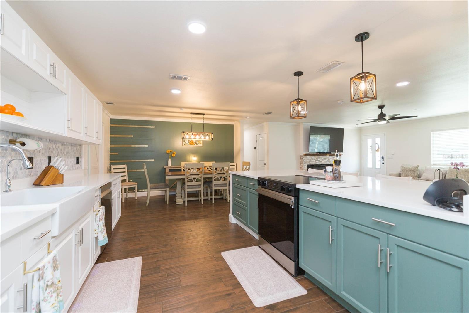 Listing photo id 15 for 7251 Old Pasco Road