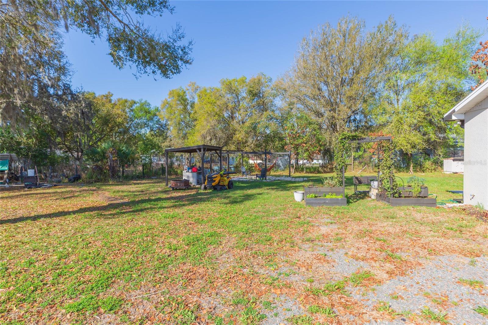 Listing photo id 47 for 7251 Old Pasco Road