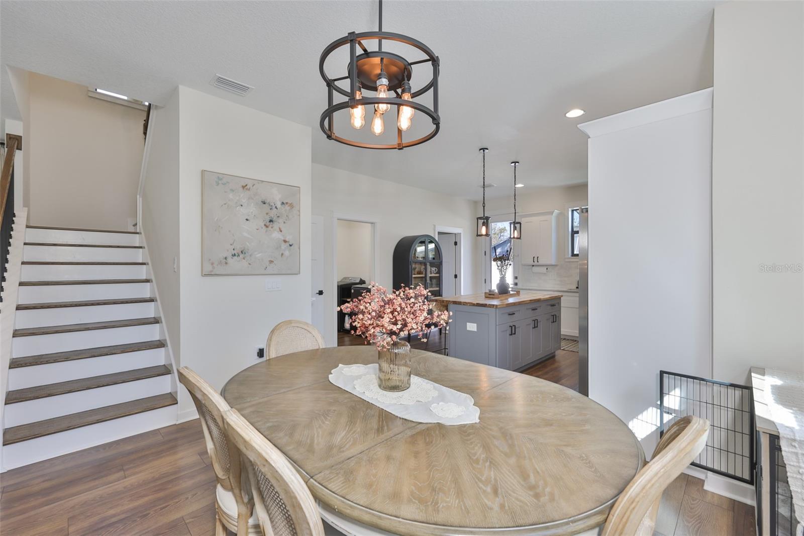 Image 21 of 49 For 1806 Caracas Street